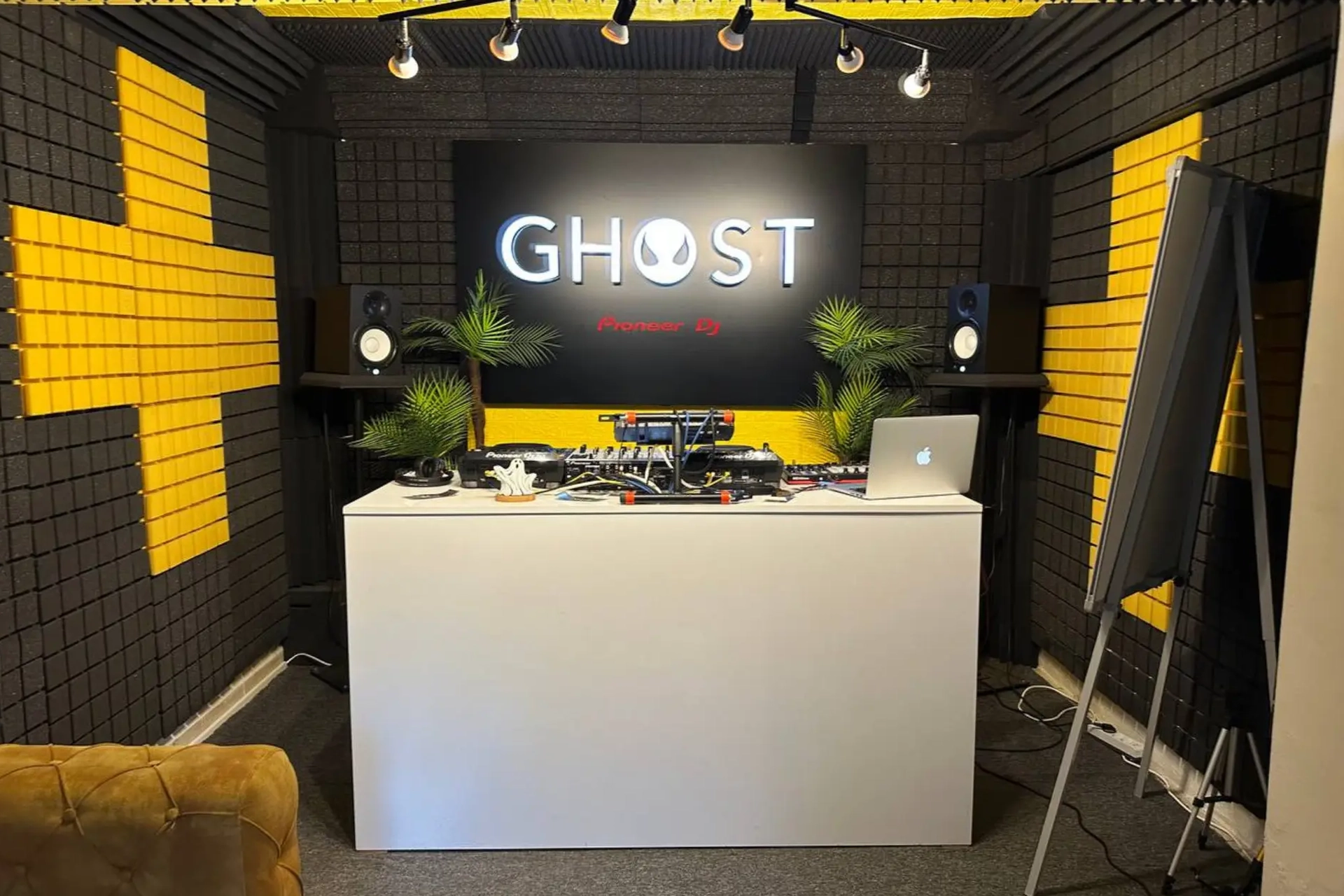 Ghost DJ Müzik Akademi